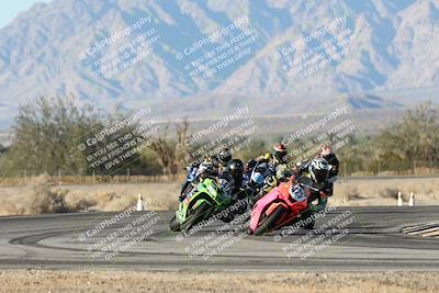 media/Dec-07-2025-CVMA (Sun) [[3e7d2de5dc]]/Race 16-Formula Middleweight/